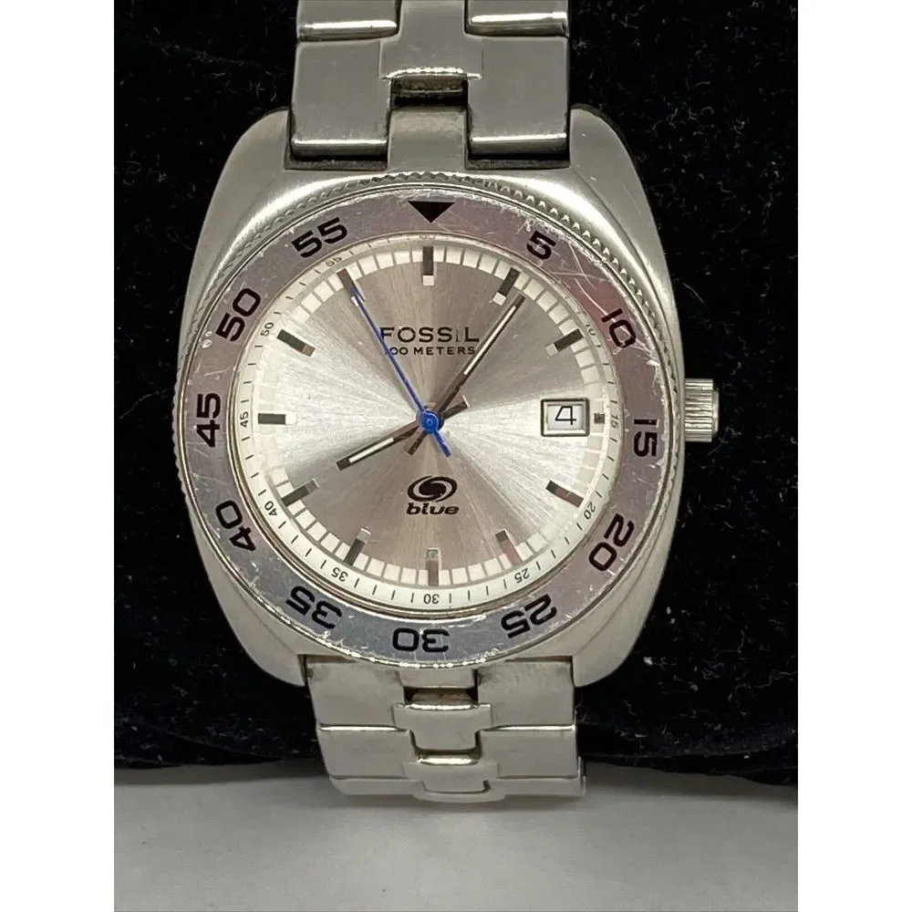 Fossil AM3692 Women's Stainless Steel Silver Analog Dial Quartz Watch HO432